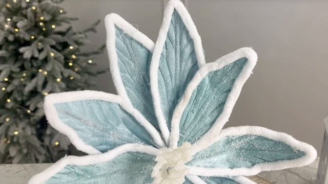 Декоративный цветок ПУАНСЕТТИЯ 'ЛИНДИ', текстиль, светло-бирюзовая, 30 см, XNA22032781