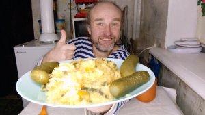 обед с Рыжулей. почему молитва святым не язычество. мукбанг. обжор. еда на камеру. диета. шизофрения