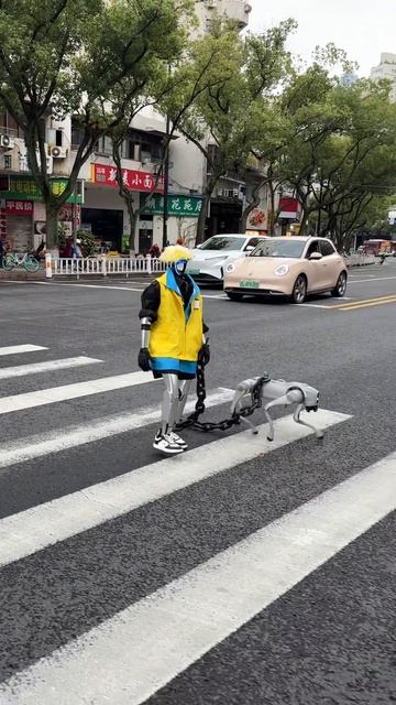 Вышел с питомцем на прогулку #андроид @83977438469