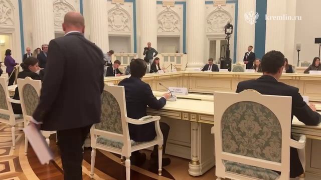 Встреча с участниками V Конгресса молодых учёных