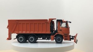 Комбинированная дорожная машина на базе Камаз-6520