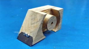 НЕ ТРАТЬТЕ ВПУСТУЮ СВОИ ДЕНЬГИ, сделайте это сами.  Блестящая идея из старой доски!