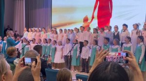 Выступление хора