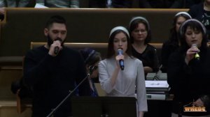 В жизни есть и трудные минуты..