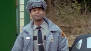 Она оказалась на планете высокоразвитой цивилизации поскольку ее....