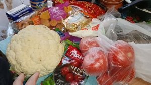 КУПИЛА ПРОДУКТЫ ГОТОВЛЮ ОБЕД.