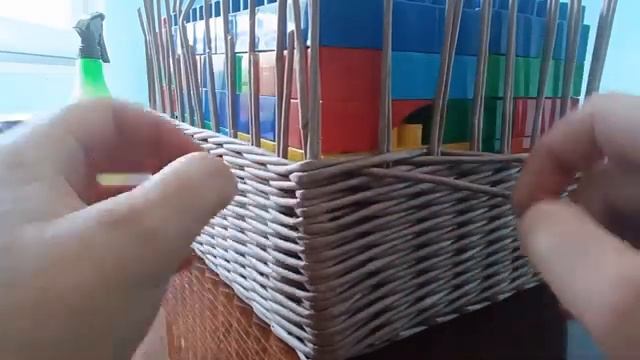 Это помогает мне сделать ровные и прочные углы в плетёной корзине. смотреть онлайн
