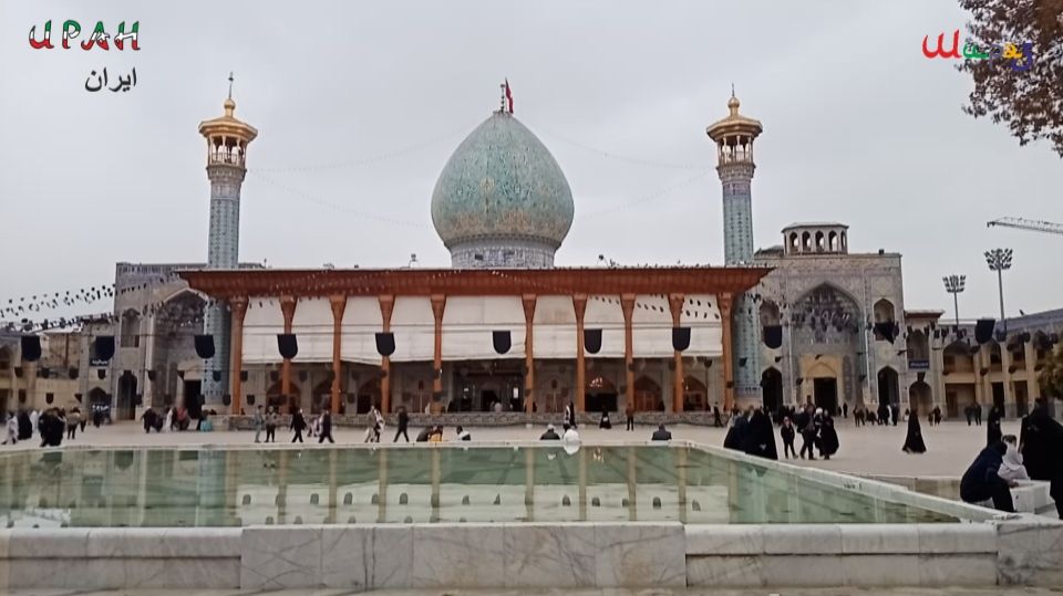 Иран. Шираз. Мечеть Шах-Черах.