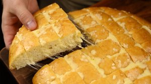 Он тает во рту! Мягкая вкусная сырная выпечка с хрустящей корочкой! Так вкусно! 2021