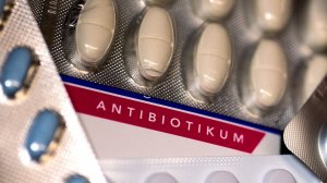 ВОЗ признал лечение антибиотиками неэффективным и опасным