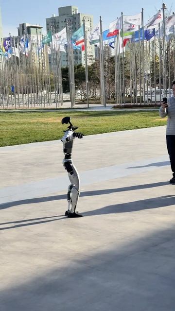 Имитация падений #робот @124467172