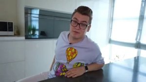 кто последний возьмёт телефон получит 1000$