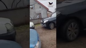 Черновцы. ТЦКшники бьют пенсионеров, женщину и мужчину.