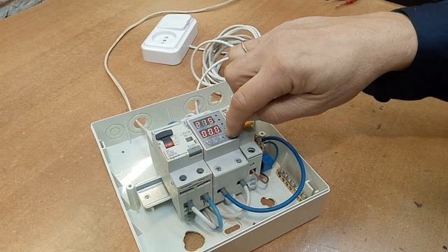 Как подключить РКН (Реле Контроля Напряжения) смотреть онлайн