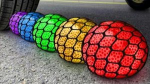 12 минут потрясающих экспериментов! Машина против хрустящих и мягких