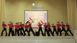 "Сыщики" слова Р. Астафьевой, музыка А. Колесникова