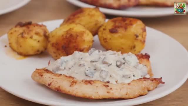 🍗 Рецепт сочной куриной грудки с грибным соусом — быстро, просто и очень вкусно! смотреть онлайн