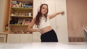 танец под песню БРИЛЛИАНТ!!!