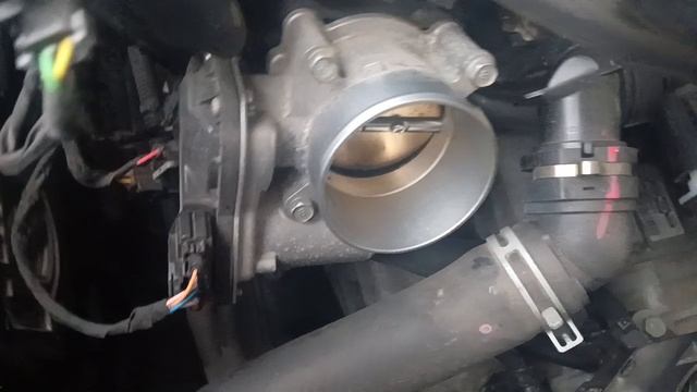 Плавают обороты двигателя на холодную. Как почистить дроссельную заслонку Хендай тусан 4 смотреть онлайн