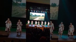 В преддверии праздника Дня Матери посетители нашего Центра побывали на концерте "Руки Матери"