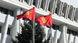 День тишины перед парламентскими выборами в Кыргызстане. Любая форма агитации под запретом