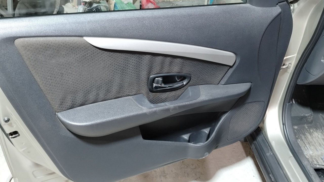 Как снять обшивки дверей и боковые зеркала Ниссан Альмера G15