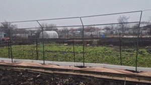 343. Ноябрь даёт поработать на огороде.