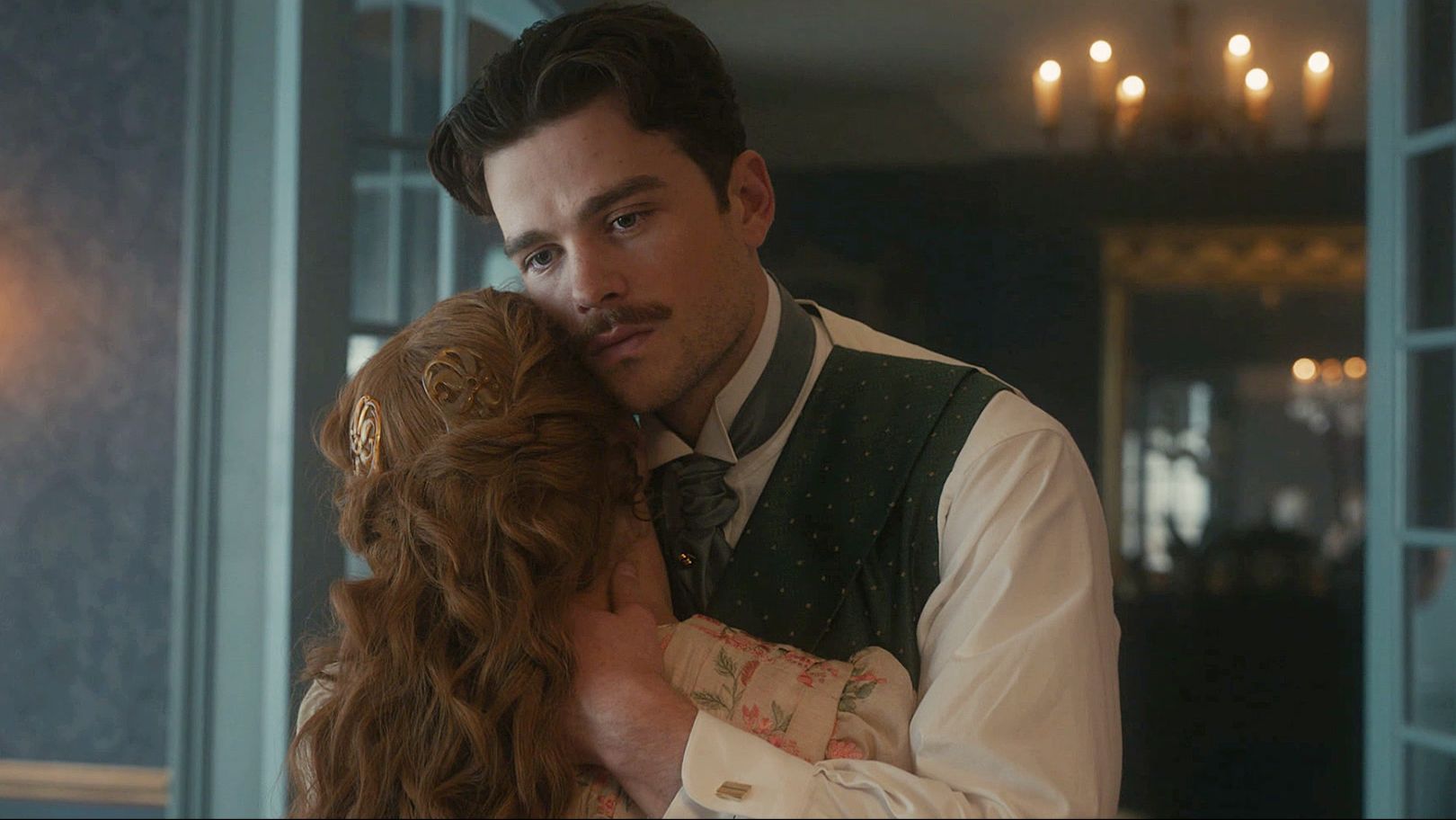 Роняя капельки души     *