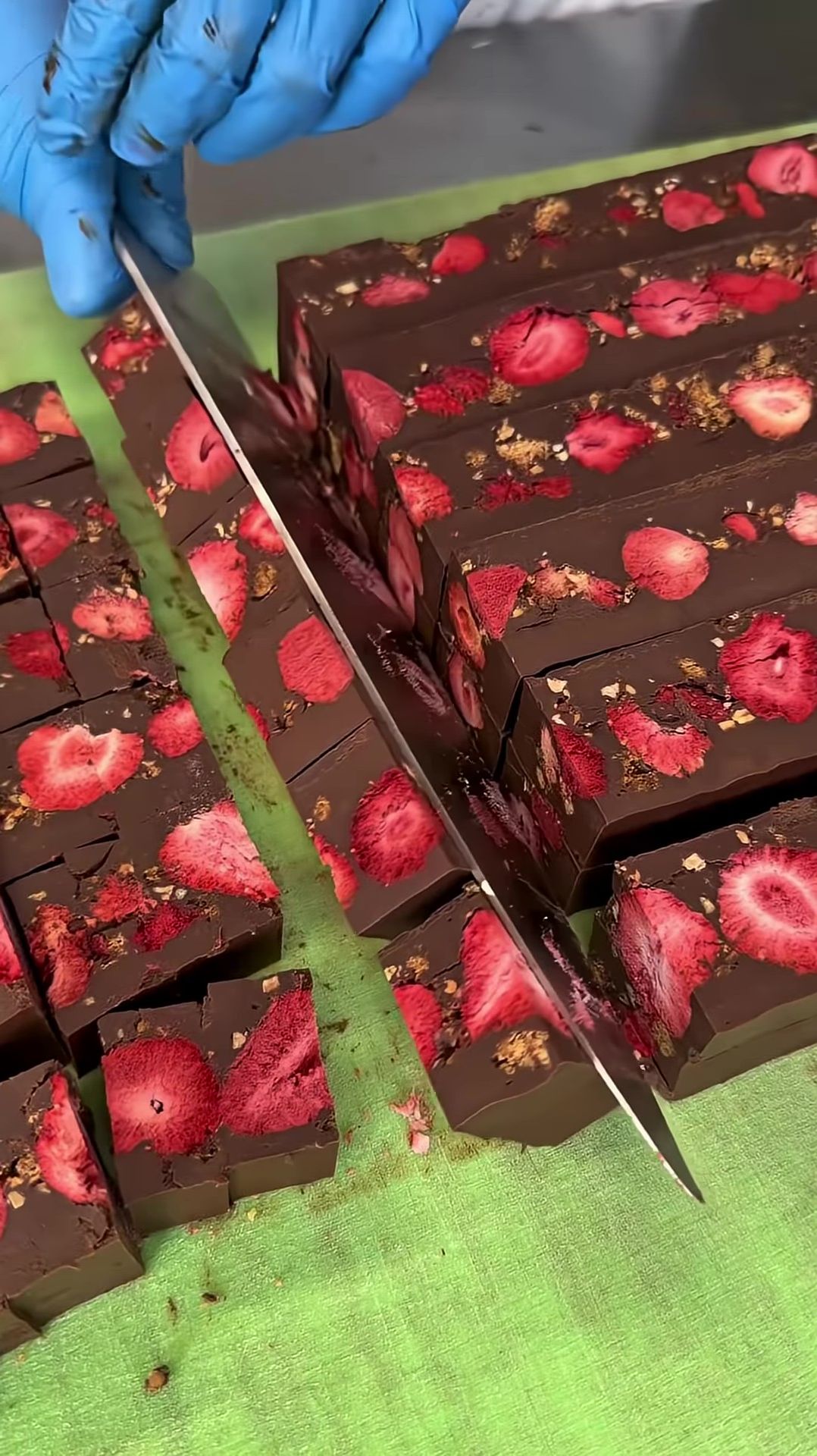 Клубничный шоколад🍫🍓