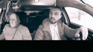 Таджик таксист и русская бабуля.