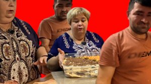 29-11-2025«Уралочка и Торт Бесконечности: Сафарка в Шоке, Куры в Восторге!» 🐔🎉#обзор