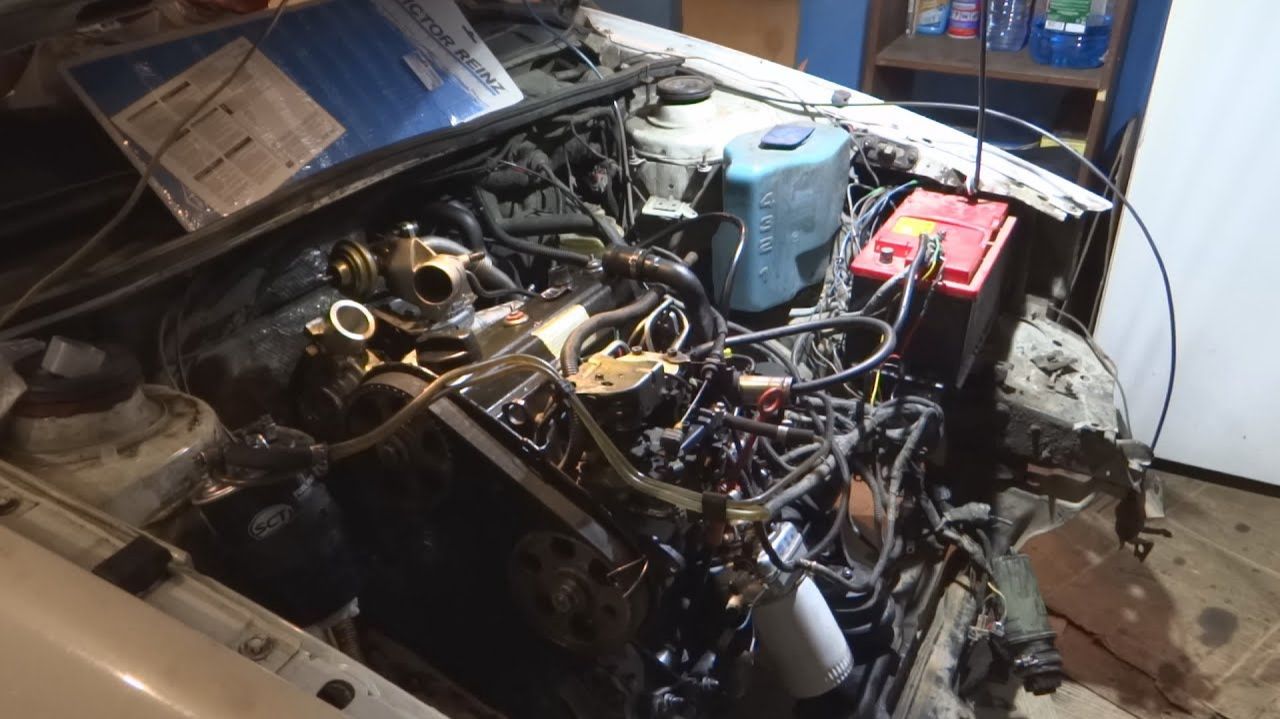 Собираю навесное и первый запуск двигателя | Капиталка двигателя Часть 21