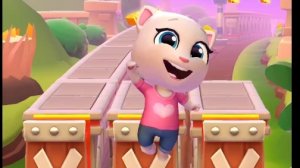 Говорящий Том: гонка на время