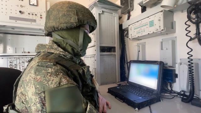 СВО День 38: Оператор станции связи ВС РФ