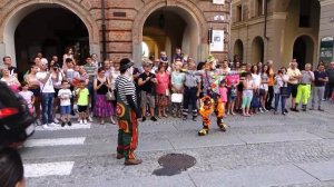 Karcocha и Лоис - потрясающие уличные художники в Мирабилия Фоссано, Италия