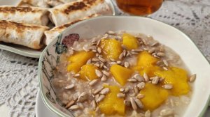 Готовлю завтрак/ Каша с манго/Жалуюсь на погоду/