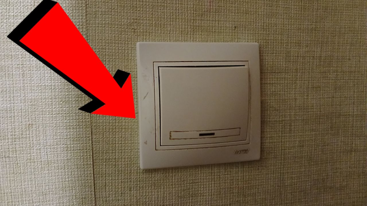 Как убрать жирные пятна вокруг выключателя За 3 минуты!