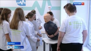 В Валуйках учащиеся медклассов помогают учителю обучать навыкам первой помощи