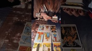 Что ты должна знать сейчас. Таро расклад