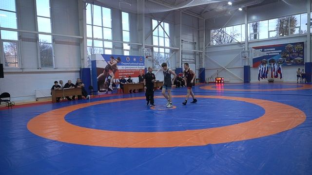 Вес 68 кг. 1/2 финала! Комиссаров Дмитрий (Динской р-н)-Чупров Тимур (Новокубанск)