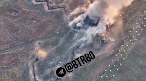 Точный сброс ВОГа с коптера ВС РФ который вызвал эффектную детонацию БК ВСУ.