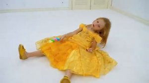 Настя и её необычные игрушки [get.gt]