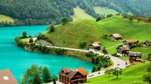 ШВЕЙЦАРИЯ. БРИЕНЦ.  ПЕШЕХОДНАЯ ЭКСКУРСИЯ ПО САМОЙ КРАСИВОЙ ШВЕЙЦАРСКОЙ ДЕРЕВНЕ