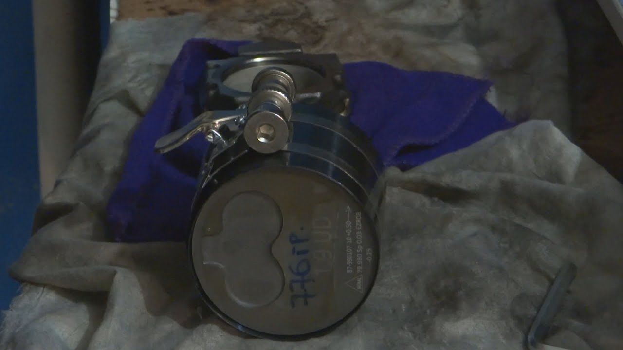 Не удобная оправка поршневых колец | Поршень+шатун | Капиталка двигателя Часть 14