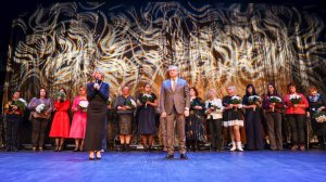 Мытищинских мам поздравили с праздником