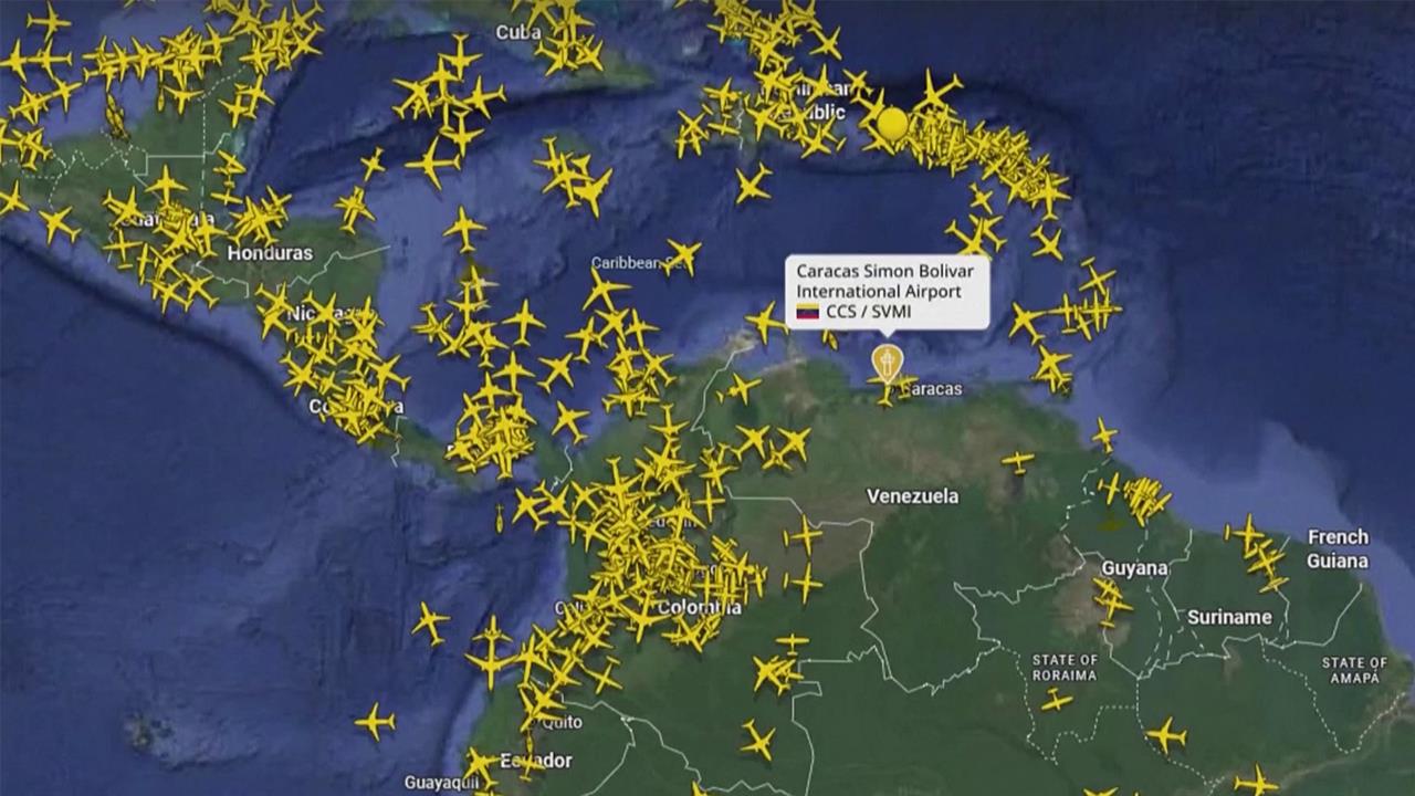 Дональд Трамп объявил, что закрывает небо над Венесуэлой и вокруг нее.