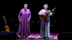 Зоя Иващенко и Юлия Левашова "Белый шиповник" (А. Вознесенский - А. Рыбников)