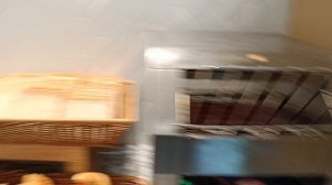 Пхукет. Карон. Отель JonoX. Завтрак.