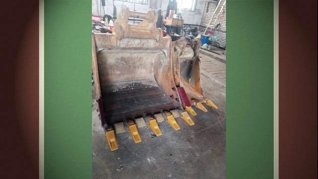 Ремонт спец.техники. замена ходовой части капремонт стрел погрузчиков. Ремонт ковшей .