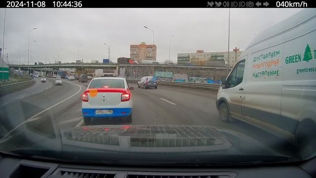 Активные системы безопасности. Срабатывание системы AEB на авто JAECOO J7 при сокращении дистанции. смотреть онлайн